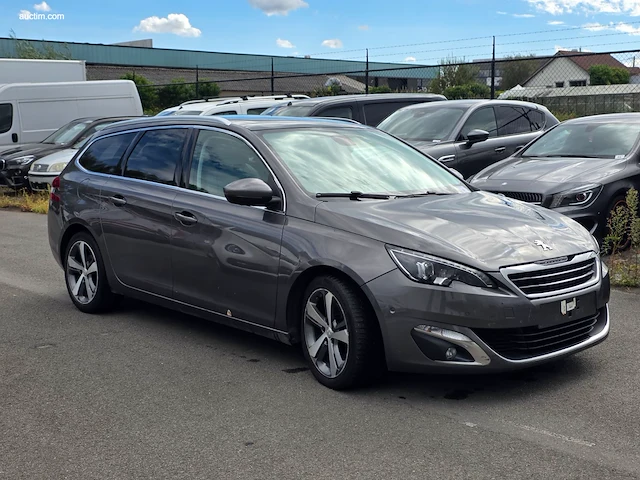 Peugeot 308 blue hdi 2016 - afbeelding 12 van  57