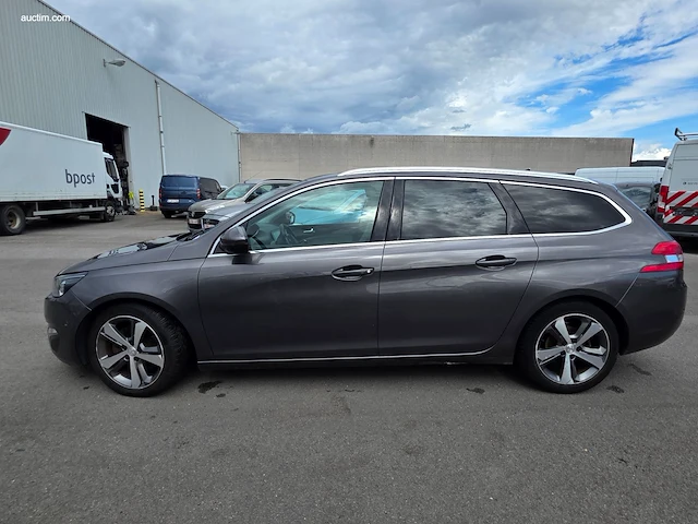 Peugeot 308 blue hdi 2016 - afbeelding 45 van  57