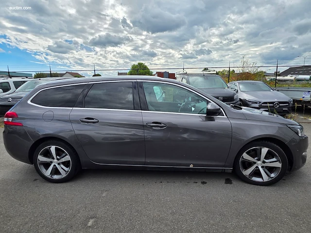 Peugeot 308 blue hdi 2016 - afbeelding 54 van  57