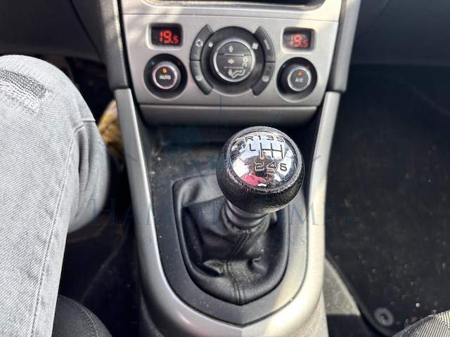 Peugeot 308 premium hdi, 2010 - afbeelding 8 van  38
