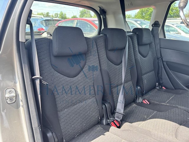 Peugeot 308 sw 1 6 hdi premium, 2010 - afbeelding 17 van  35