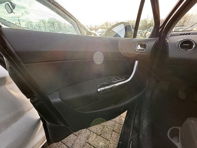 Peugeot 308 sw 1 fap, 2010 - afbeelding 30 van  33