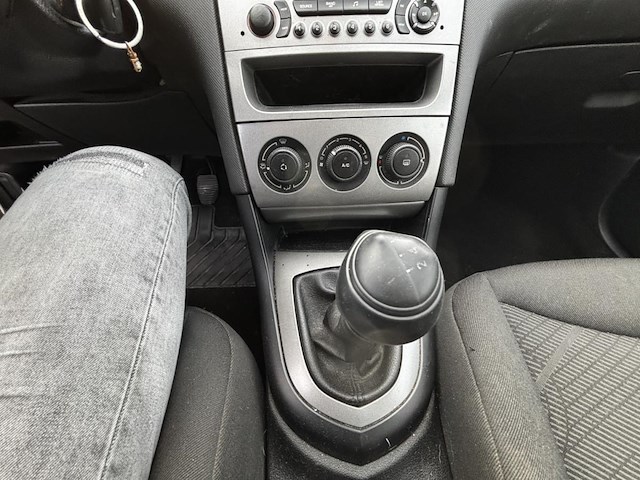 Peugeot 308 sw.1 pack, 2009 - afbeelding 3 van  32