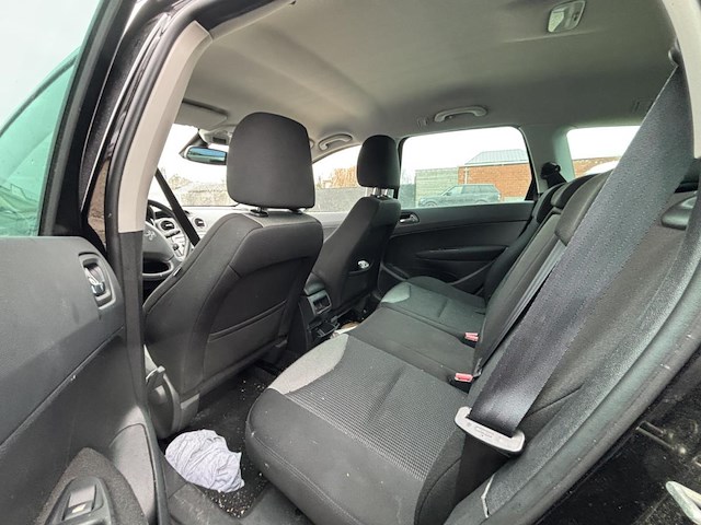 Peugeot 308 sw - afbeelding 2 van  12