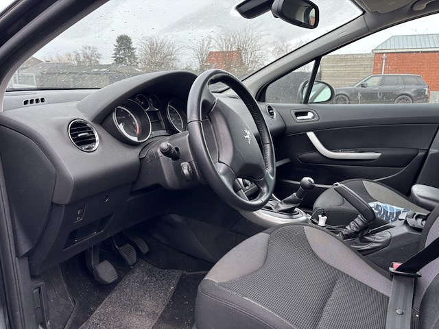 Peugeot 308 sw - afbeelding 11 van  12