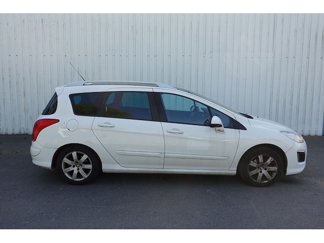 Peugeot 308 - afbeelding 13 van  18