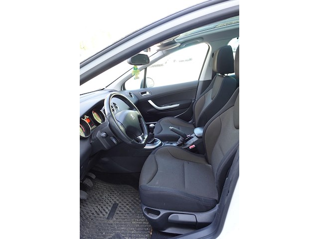 Peugeot 308 - afbeelding 14 van  18