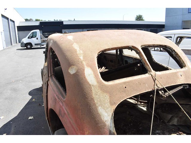 Peugeot 402 **no reserve** - afbeelding 2 van  15