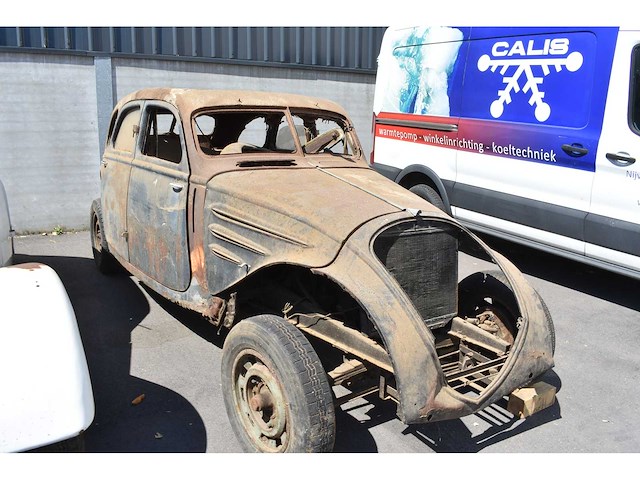 Peugeot 402 **no reserve** - afbeelding 9 van  15