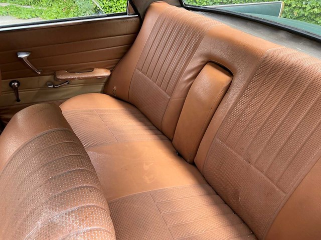 Peugeot 404 oldtimer - afbeelding 7 van  20