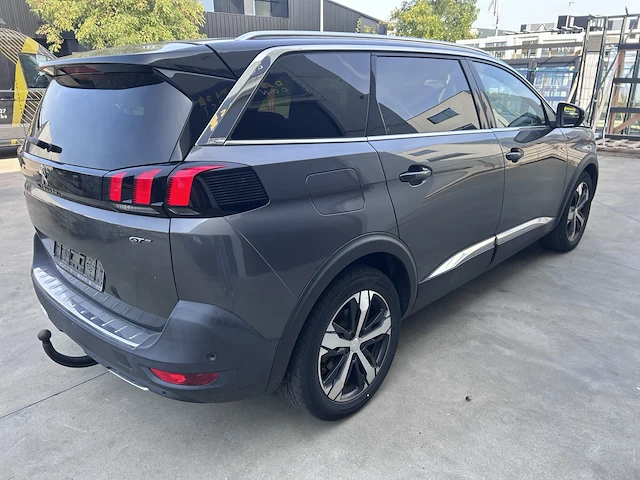 Peugeot 5008 - bj 06/2018 - afbeelding 28 van  32