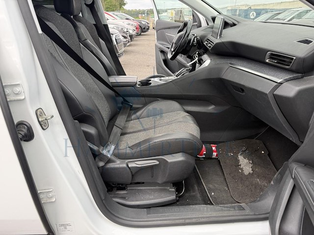 Peugeot 5008 1.2 puretech active, 2018 - afbeelding 21 van  33