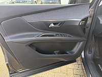 Peugeot 5008) 1.2 (puretech at, 2020 - afbeelding 25 van  27