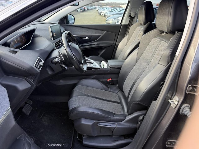 Peugeot 5008) 1.2 (puretech at, 2020 - afbeelding 26 van  27