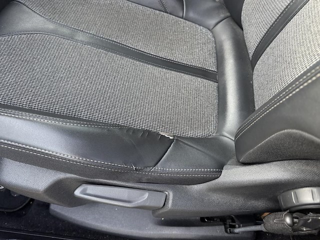 Peugeot 5008) 1.2 (puretech at, 2020 - afbeelding 27 van  27