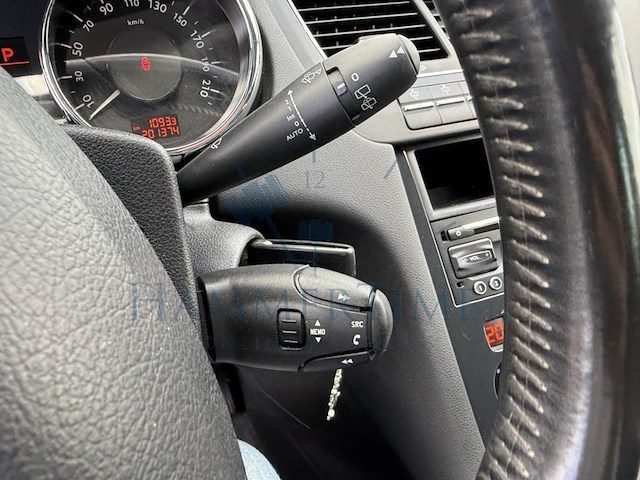 Peugeot 5008 1.6 bluehdi allure 120 at, 2016 - afbeelding 10 van  36