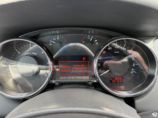 Peugeot 5008 1.6 bluehdi allure 120 at, 2016 - afbeelding 29 van  36