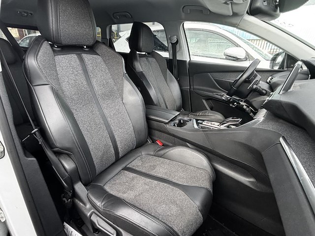 Peugeot 5008, 2019 - afbeelding 18 van  29