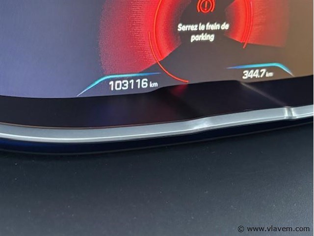 Peugeot 5008 met motorprobleem - afbeelding 6 van  9