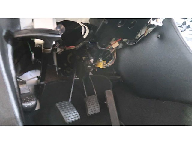 Peugeot 504 cabriolet - afbeelding 28 van  37