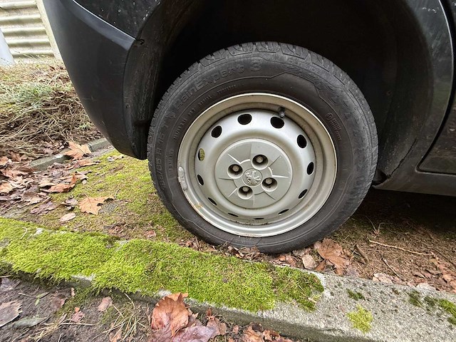 Peugeot bipper lichte vracht - afbeelding 12 van  21