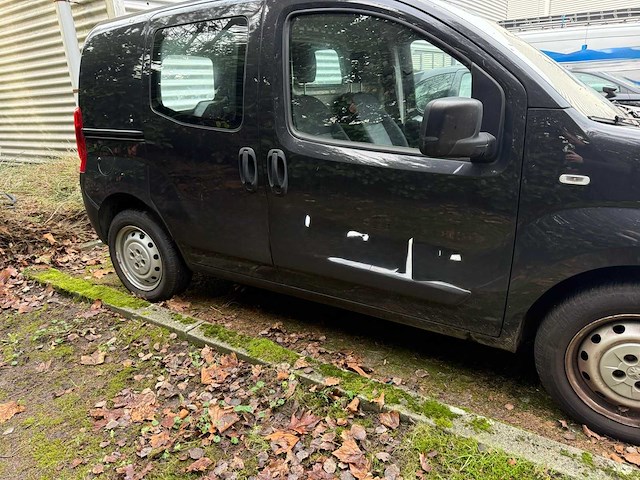 Peugeot bipper lichte vracht - afbeelding 15 van  21