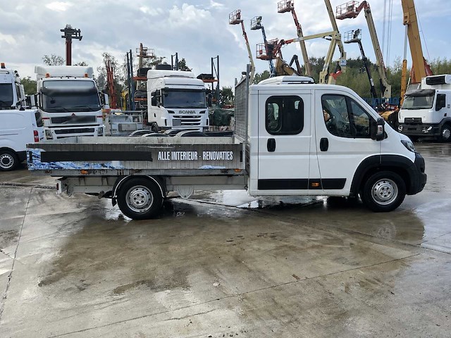 Peugeot boxer 2.2 bedrijfswagen - afbeelding 28 van  31