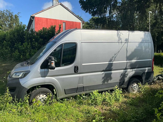 Peugeot boxer 2.2 hdi bedrijfswagen - afbeelding 9 van  20