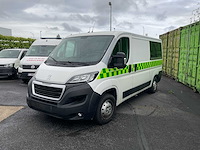 Peugeot boxer ambulance - afbeelding 1 van  23