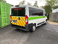 Peugeot boxer ambulance - afbeelding 19 van  23