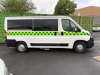 Peugeot boxer ambulance - afbeelding 20 van  23