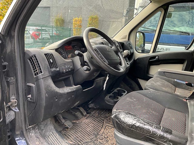 Peugeot boxer bedrijfswagen - afbeelding 2 van  36