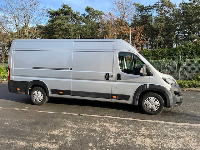 Peugeot boxer bedrijfswagen - afbeelding 27 van  32