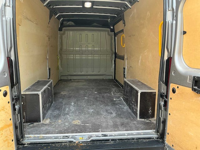 Peugeot boxer bedrijfswagen - afbeelding 3 van  33