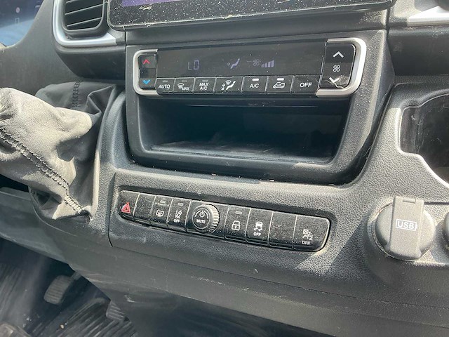 Peugeot boxer bedrijfswagen - afbeelding 17 van  33