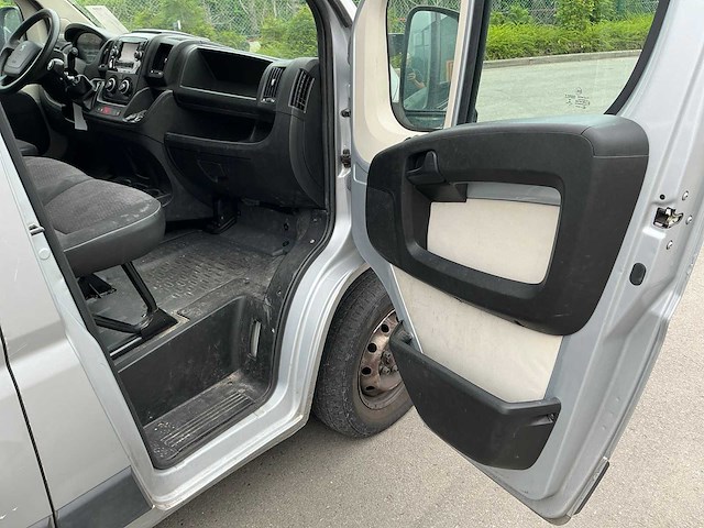 Peugeot boxer bedrijfswagen - afbeelding 6 van  27