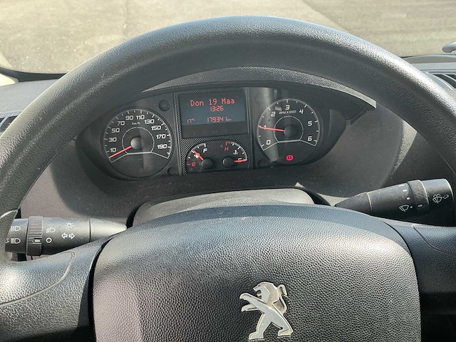 Peugeot boxer bedrijfswagen - afbeelding 6 van  28