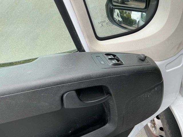 Peugeot boxer bestelwagen - afbeelding 5 van  25