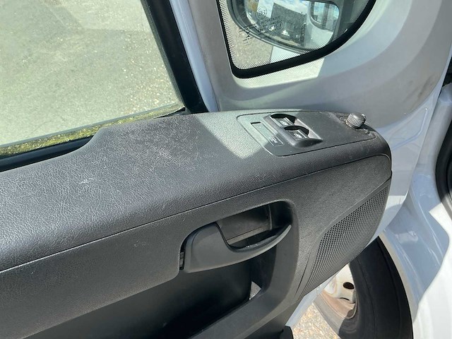 Peugeot boxer bestelwagen - afbeelding 20 van  28
