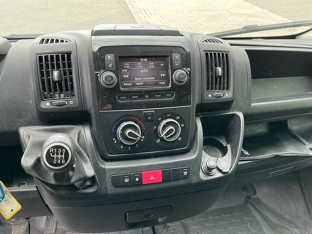 Peugeot boxer bestelwagen - afbeelding 6 van  23