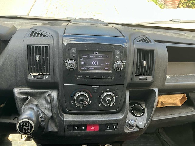 Peugeot boxer bestelwagen - afbeelding 13 van  24