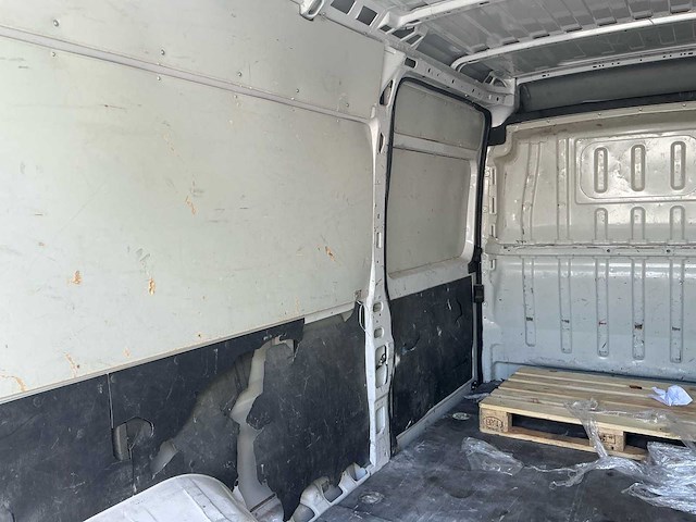 Peugeot boxer bestelwagen - afbeelding 19 van  28