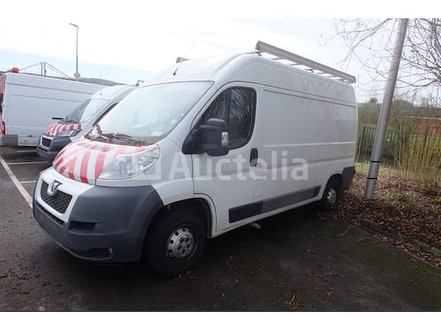 Peugeot boxer bus (2011-86,286 km) - afbeelding 17 van  57