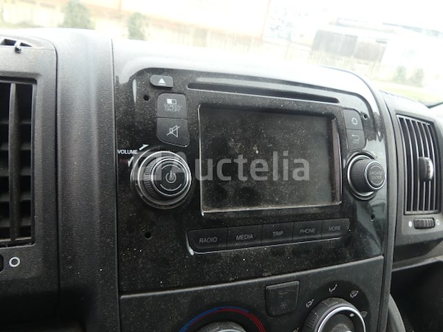 Peugeot boxer bus - afbeelding 23 van  35