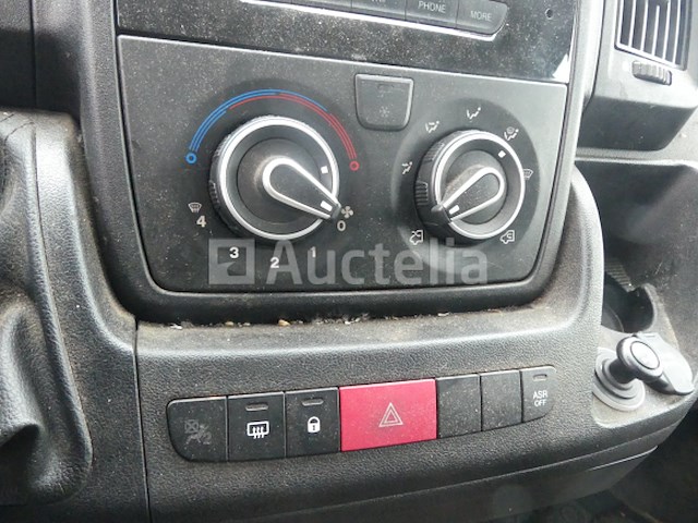 Peugeot boxer bus - afbeelding 31 van  35