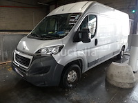 Peugeot boxer bus