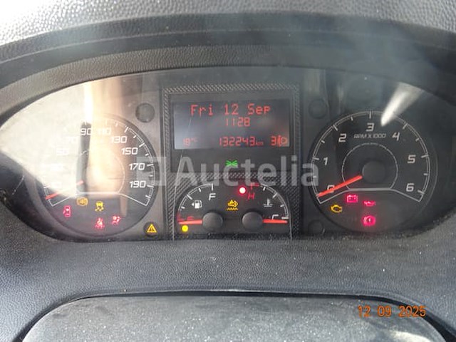 Peugeot boxer bus - afbeelding 18 van  18