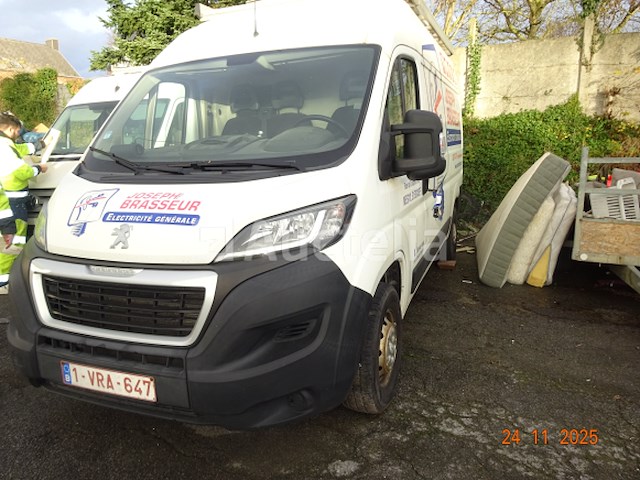 Peugeot boxer busje - afbeelding 1 van  29