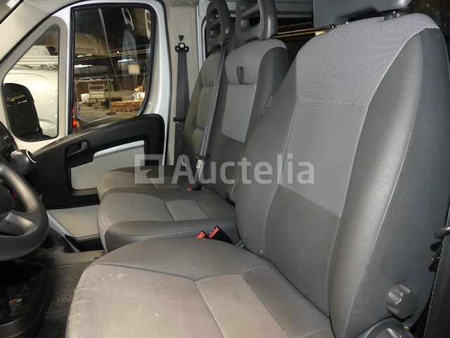 Peugeot boxer dubbele cabinewagen - afbeelding 14 van  24
