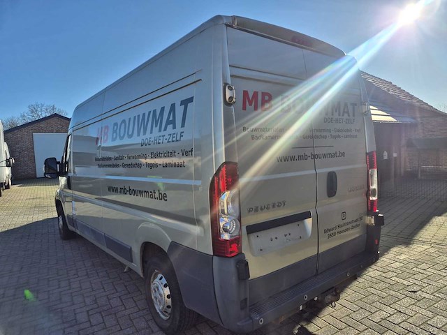 Peugeot boxer hdi 30 bedrijfswagen - afbeelding 13 van  18